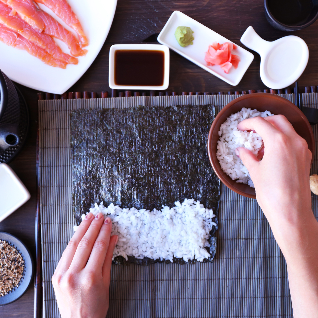 Sushi fácil en 5 pasos, cómo hacer sushi casero - Pequerecetas