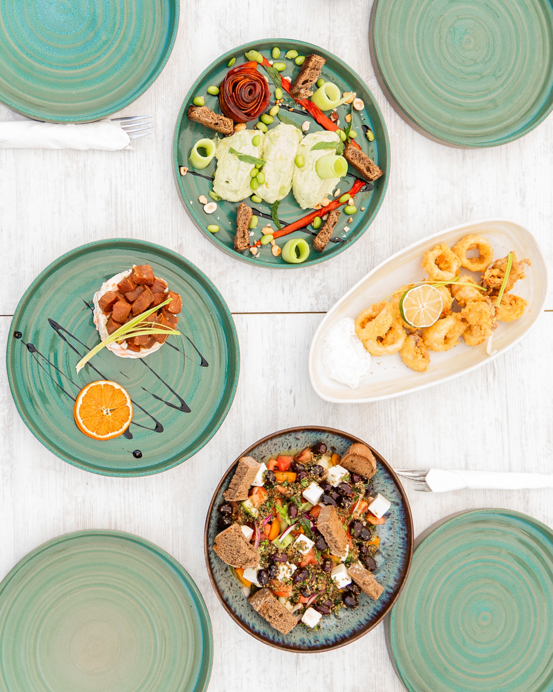 wabi sabi beach mallorca, restaurantes en mallorca con los pies en la arena, restaurantes mallorca, mallorca restaurants, mallorca foodie, aurora vega foodie, planes en mallorca, qué hacer en mallorca, aurora vega foodie, mav magazine
