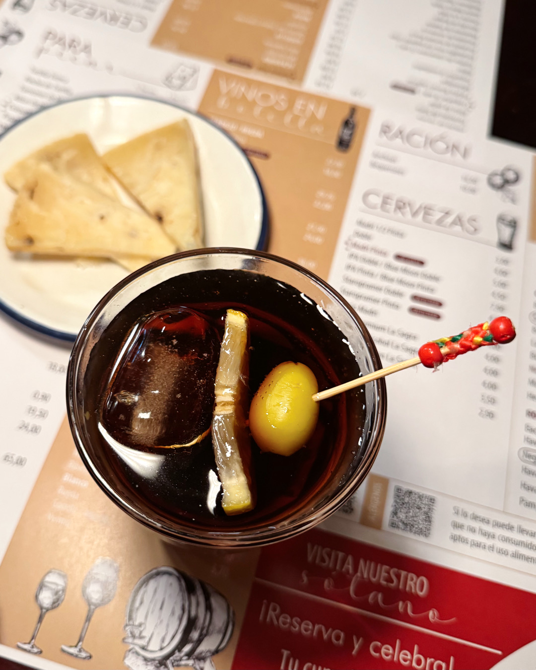 taberna de la copla, taberna madrid, restaurantes madrid, madrid restaurants, aurora vega foodie, madrid foodie, dónde comer en madrid, qué hacer en madrid, planes  en madrid taberna de la copla, taberna madrid, restaurantes madrid, madrid restaurants, aurora vega foodie, madrid foodie, dónde comer en madrid, qué hacer en madrid, planes  en madrid