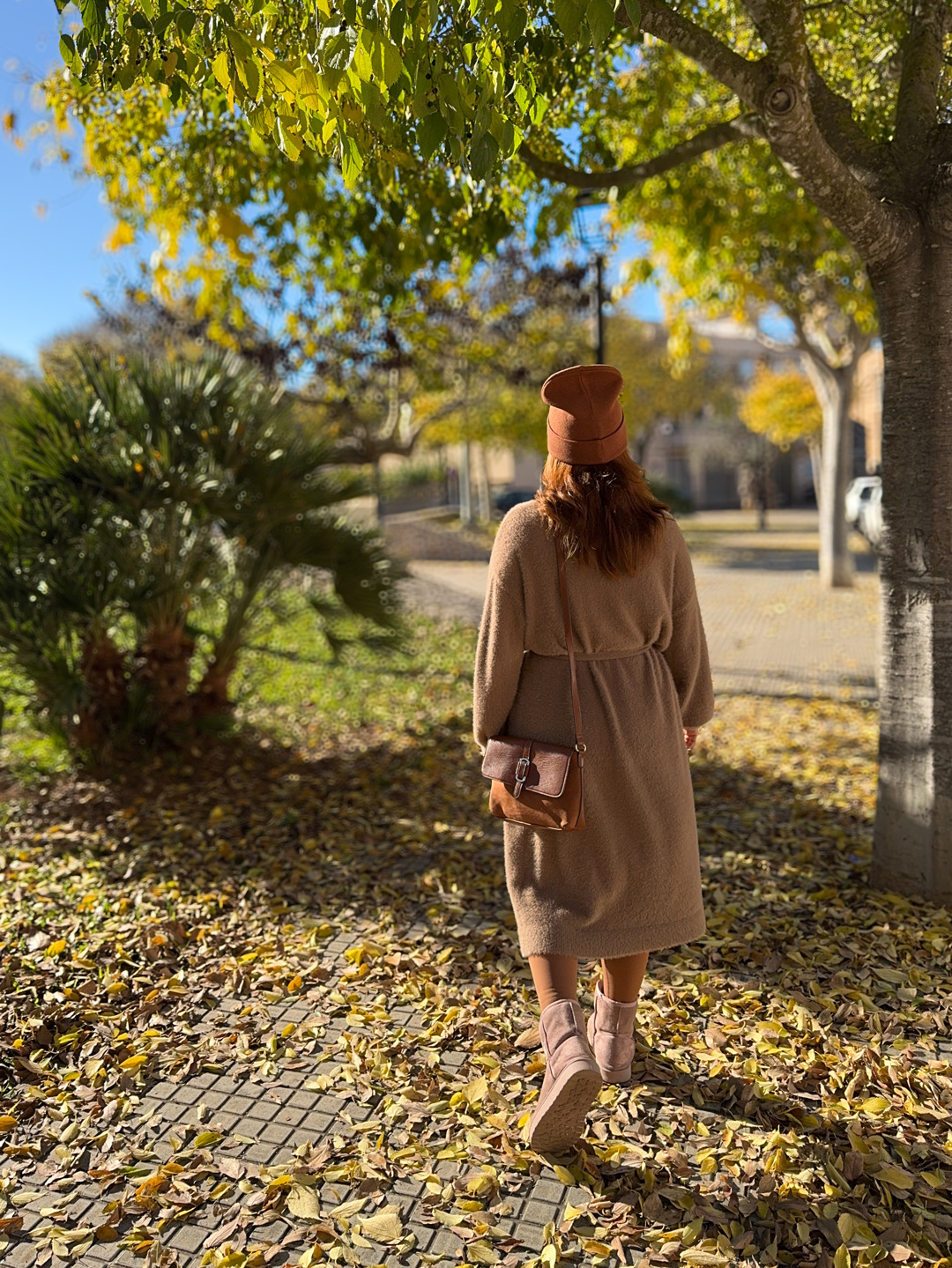 fashion blogger mallorca, personal shopper mallorca, mav magazine, igersmallorcafashion, aurora vega personal shopper, inspiración looks deportivos mocha y colores beige fashion blogger mallorca, personal shopper mallorca, mav magazine, igersmallorcafashion, aurora vega personal shopper, inspiración looks deportivos mocha y colores beige