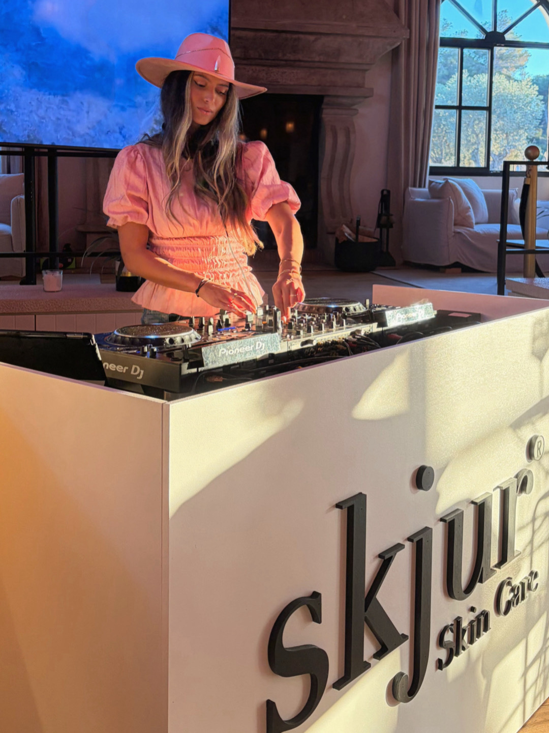 skjur, k-beauty, skjur españa, evento presentación skjur españa. skjur aterriza en españa, mav magazine, eventos mallorca skjur, k-beauty, skjur españa, evento presentación skjur españa. skjur aterriza en españa, mav magazine, eventos mallorca