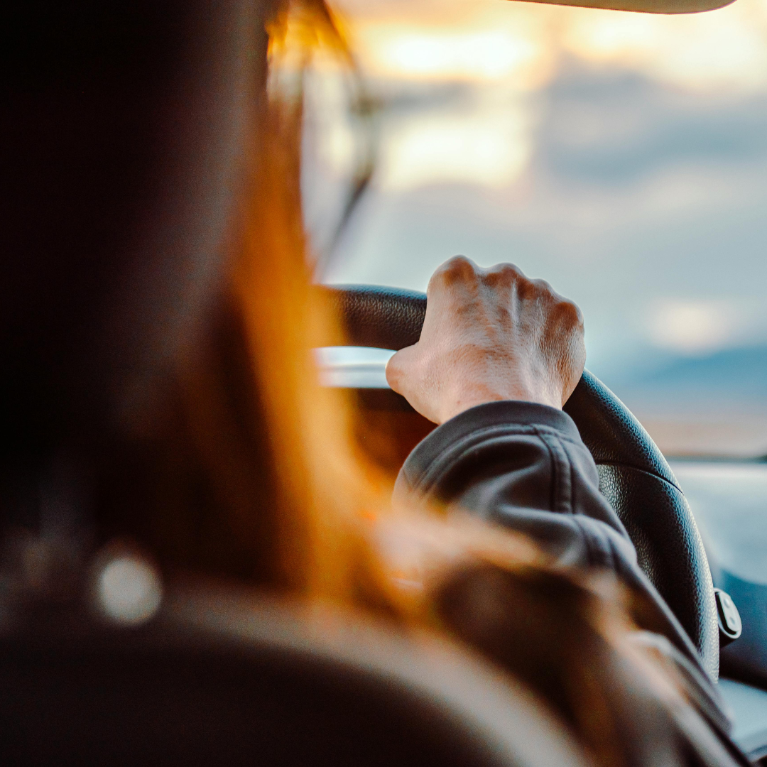 Las mejores plataformas para reservar un coche de alquiler en 2026, dónde alquilar un coche, coches de alquiler, comprar alquiler de coches