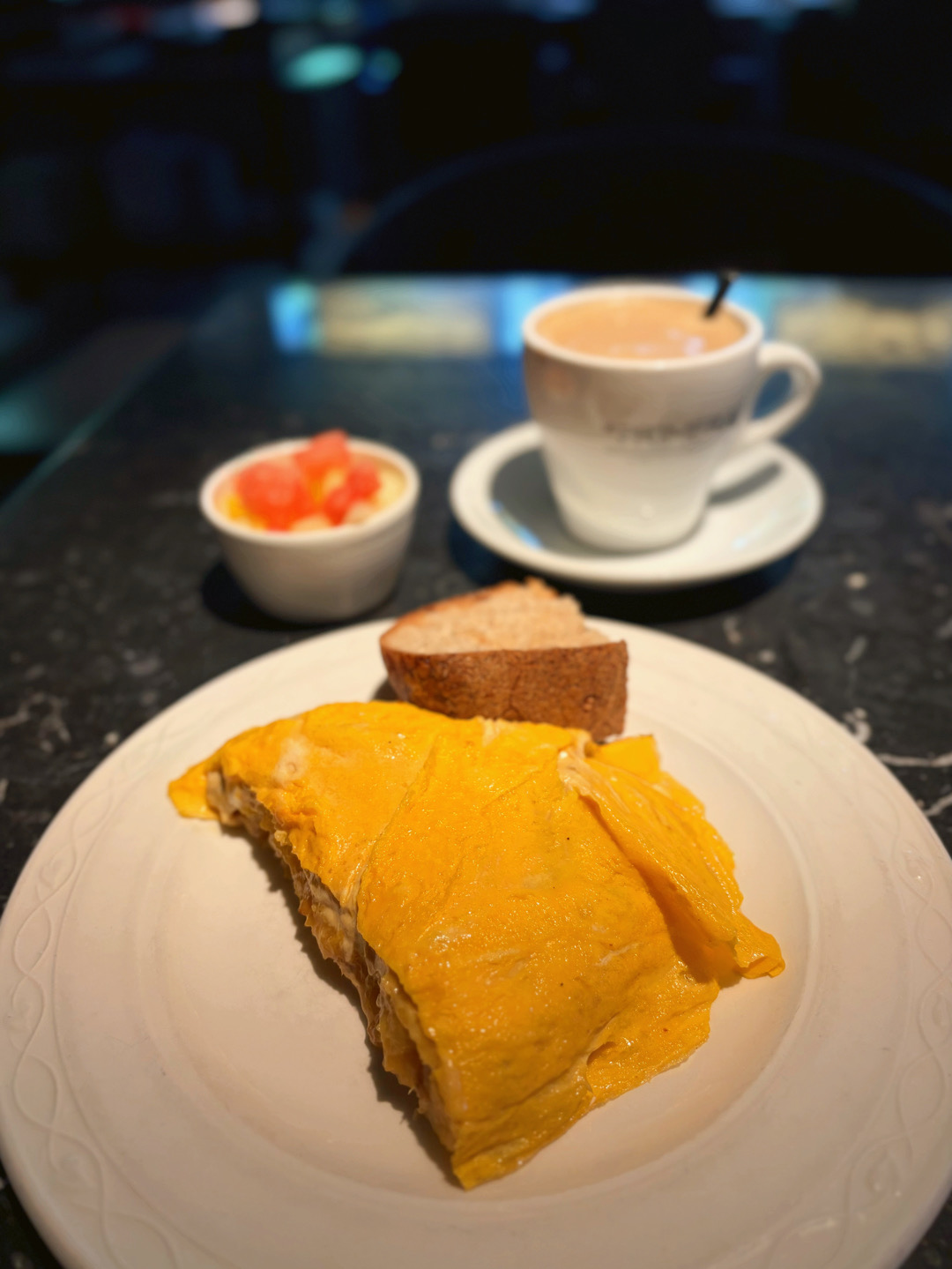 restaurante la primera madrid, desayunar en madrid, dónde comer tortilla en madrid, restaurantes en el centro de madrid, aurora vega fodie, mav magazine restaurante la primera madrid, desayunar en madrid, dónde comer tortilla en madrid, restaurantes en el centro de madrid, aurora vega fodie, mav magazine