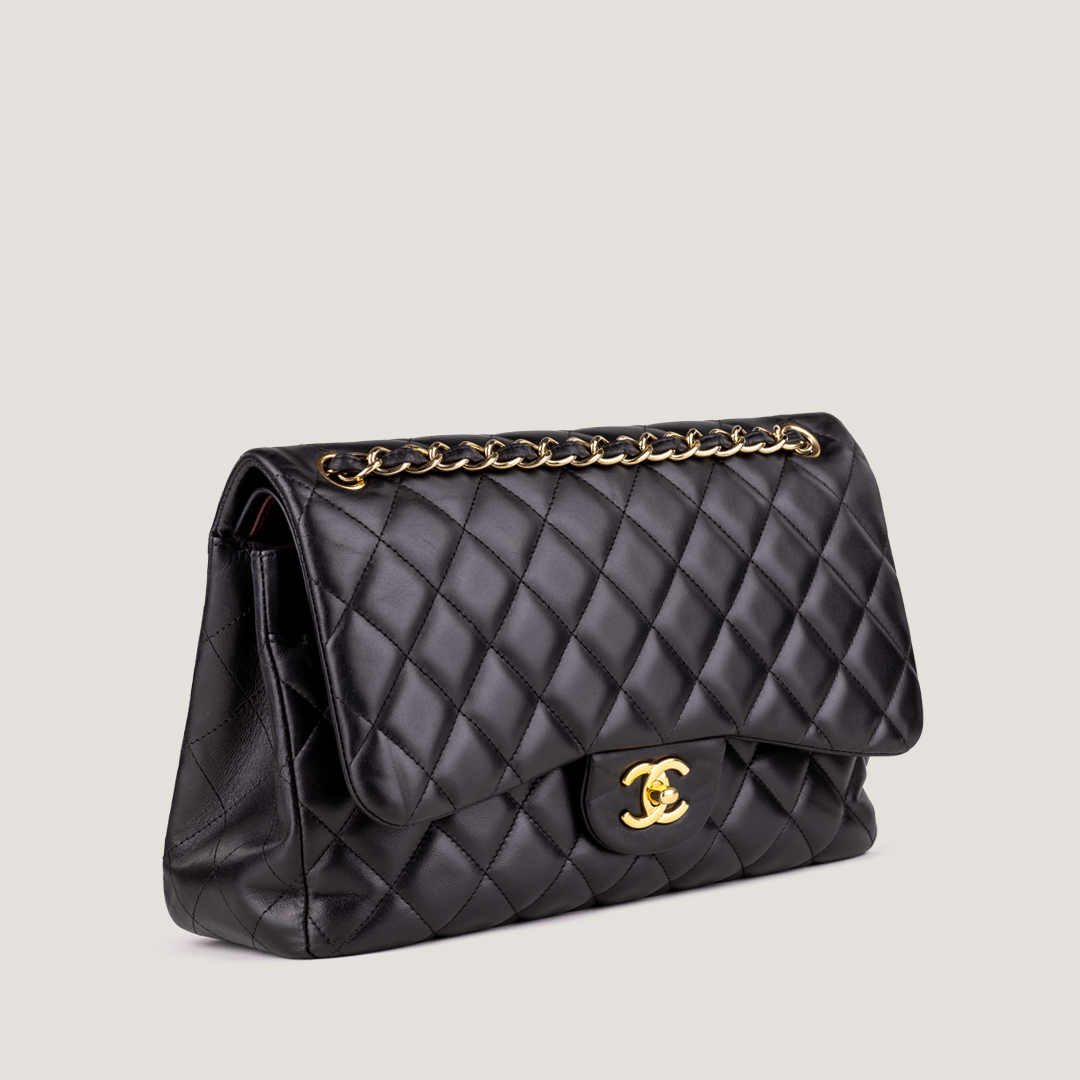 LOUÉ alquiler y venta bolsos de lujo, alquiler bolsos chanel, venta segunda mano bolsos chanel, aurora vega personal shopper, mav magazine, aurora vega estilista