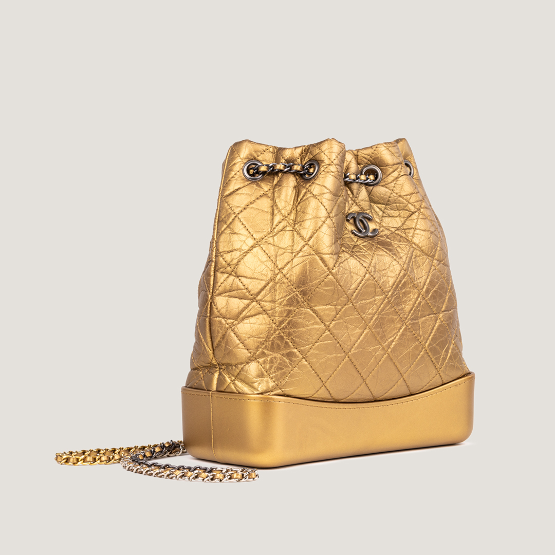 LOUÉ alquiler y venta bolsos de lujo, alquiler bolsos chanel, venta segunda mano bolsos chanel, aurora vega personal shopper, mav magazine, aurora vega estilista